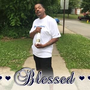 Meet your Posher, Aaron